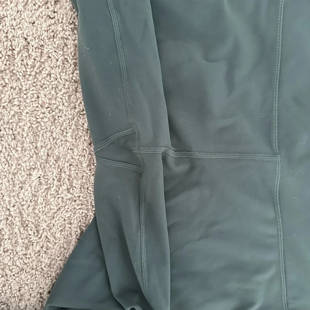 Lululemon Athletica Wunder Under Leggings - Picture 3 of 4